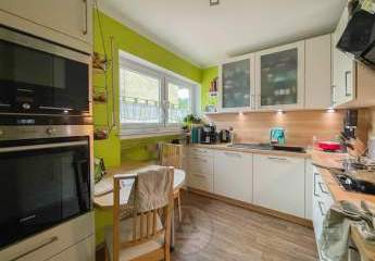 Großzügige Wohnung mit Balkon und Garten