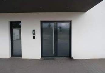 Gewerbe & Wohnen vereint – modernes Büro-/Lagerensemble mit hochwertigem Wohnhaus in Euskirchen