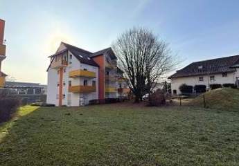 GEMÜTLICH, RUHIG GELEGEN MIT AUSSICHT INS GRÜNE