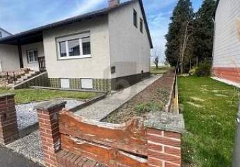 RUHIGES WOHNEN MIT VIEL PLATZ & SCHÖNEM GARTEN
