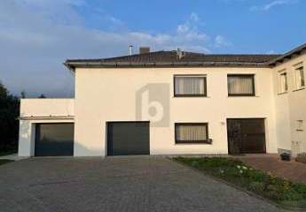 PERFEKTES ZUHAUSE: 6 ZIMMER, 2 CARPORTS, 2 GARAGEN