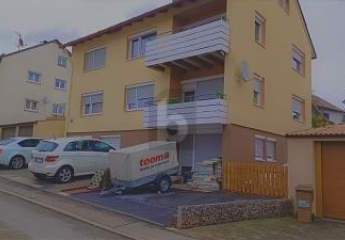 SEHR ATTRAKTIVES MEHRFAMILIENHAUS