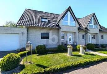 FAMILIENJUWEL IN RUHIGER LAGE
