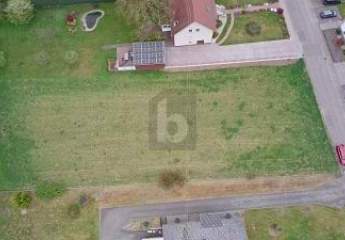 ERSCHLOSSEN, 1100 M² BAULAND, TOLLE LAGE