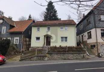 FAMILIENFREUNDLICH MIT GARTEN