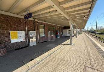 TRAUM VOM EIGENEN CAFÉ  DIREKT AM BAHNSTEIG!