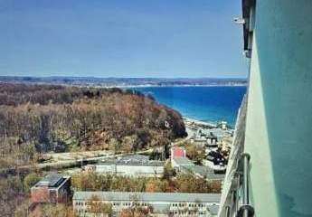 ANLAGEJUWEL MIT SEITLICHEM MEERBLICK