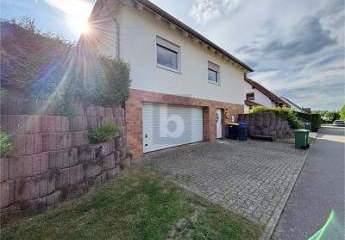 ZUHAUSE MIT CHARME UND FREIRAUM