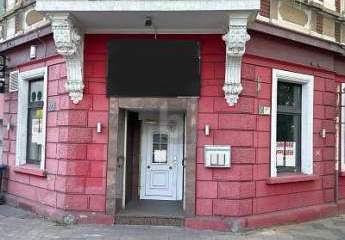 ATTRAKTIVES LOKAL MIT ALTBAUCHARME