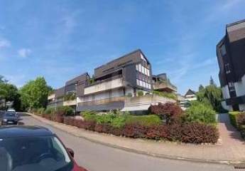 CHARMANT MIT TERRASSE