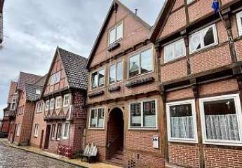 HISTORISCHER CHARME MIT ELBBLICK