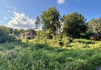 WOHNEN, WO RUHE UND NATUR SICH TREFFEN