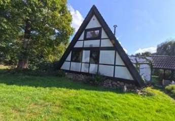 CHARMANTES NURDACHHAUS IM SKANDINAVISCHEN DESIGN