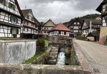 WOHNEN WIE IM URLAUB MIT HERRLICHEM BLICK