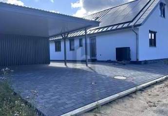 MODERN NEU MIT GARTEN UND PV ANLAGE