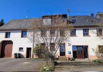 MODERNES BAUERNHAUS, SUPER LAGE, TOLLE AUFTEILUNG