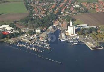 MARITIME HANDWERKERPERLE IN HAFENNÄHE