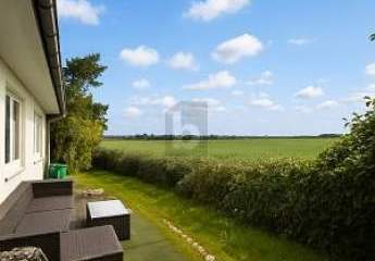 MODERNES WOHNEN AUF EINER EBENE