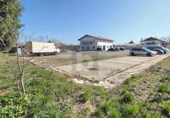 WOHNEN UND ARBEITEN UNTER EINEM DACH