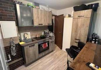 EBK, TERASSE, RENOVIERT - EINZUGSBEREIT