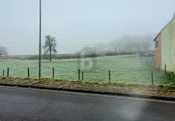 GROßZÜGIG, RUHIG, GUT ANGEBUNDEN