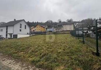 IHR BAUPLATZ IHR TRAUMHAUS  BAUPLAN INKLUSIVE