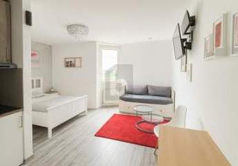 ZENTRAL IN DEN QUADRATEN ZUM KLEINEN PREIS