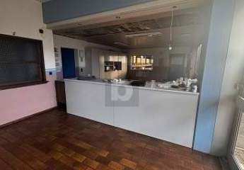 EHEMALIGES AUTOHAUS AN DER B29  IDEAL ALS LAGER!