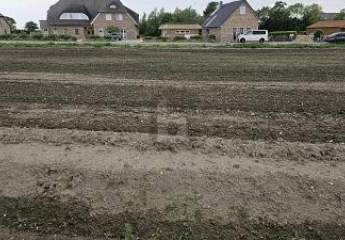 ERSCHLOSSEN, STRANDNAH & RUHIG GELEGEN