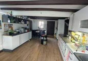 EXQUISITER BAUERNHOF MIT GROßEM GRUNDSTÜCK