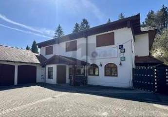 PERFEKTE KOMBINATION AUS WOHNEN UND ARBEITEN