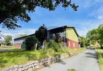 ZUM DONNERSTALL  DAS HAUS, DAS ROCK ATMET