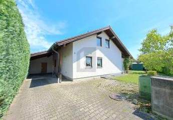 REICHLICH PLATZ FÜR DIE GANZE FAMILIE + CARPORT