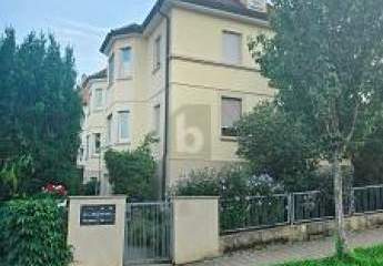 CHARMANT, RENOVIERT UND LEERSTEHEND IN TOP LAGE