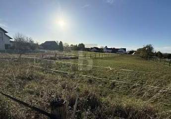 HIER WÄCHST IHR WOHNTRAUM