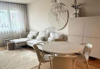 MODERNES LEBEN IM GRÜNEN