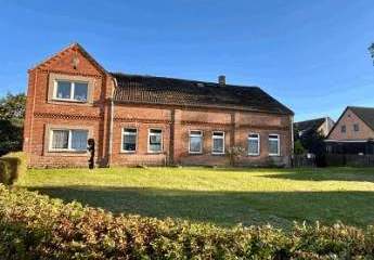 GROßZÜGIGES GRUNDSTÜCK, CHARMANTES ZUHAUSE