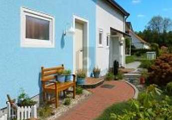 MODERNISIERTER WOHNTRAUM MIT GARTENPARADIES