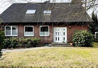 CHARMANTE FAMILIENVILLA MIT TERRASSE & GARTEN