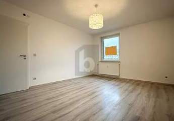 ZUHAUSE FÜR ZWEI  WOHNEN MIT GARTENANTEIL