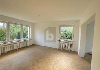 ERSTBEZUG NACH RENOVIERUNG MIT GARTEN