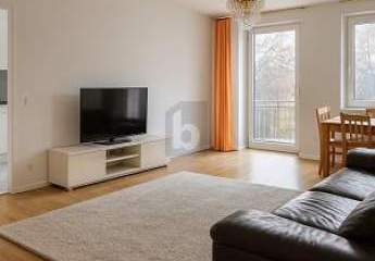 LICHTDURCHFFLUTET UND VOLL MÖBLIERT