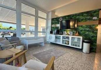 LICHTDURCHFLUTET ZENTRAL FLEXIBEL INSPIRIEREND