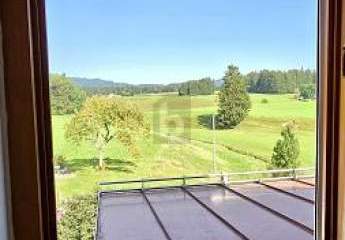 LÄNDLICH, GEMÜTLICH MIT BLICK IN DIE NATUR