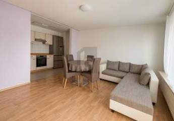 EINLADEND WOHNEN MIT OFFENER KÜCHE