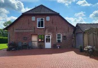 MODERNES EINFAMILIENHAUS MIT GARTEN & PV