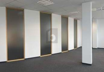 MODERNE BÜROEINHEIT - OPTIONAL MIT PRODUKTION