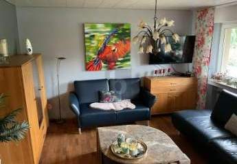 HOCHWERTIG RENOVIERT MIT VIEL PLATZ