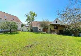 EHEMALIGER HOF BIETET VIEL PLATZ FÜR NEUES