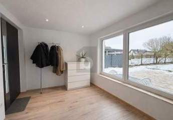 MODERNES ZUHAUSE IN GEPFLEGTEM ZUSTAND